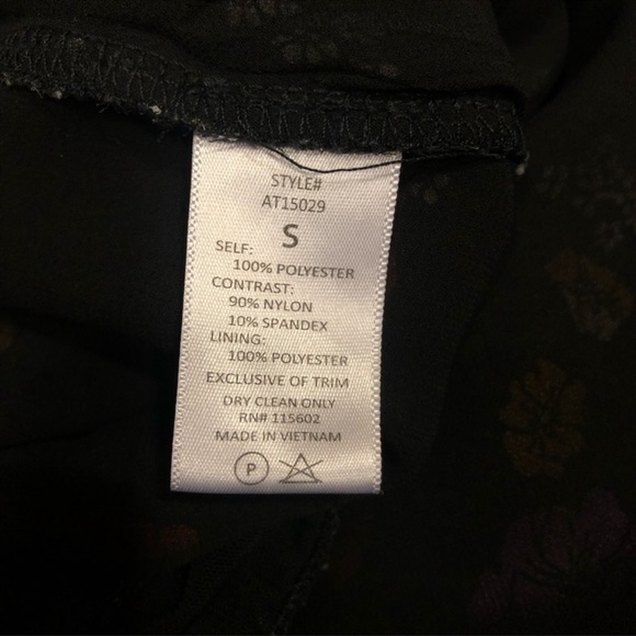 ASTR x Revolve black floral bodysuit - Picture 7 of 7